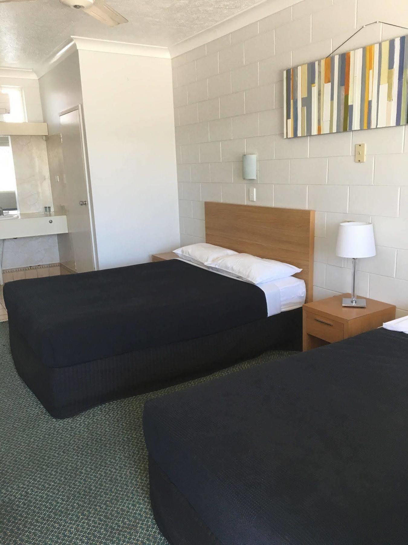 Townsville City Motel Bagian luar foto