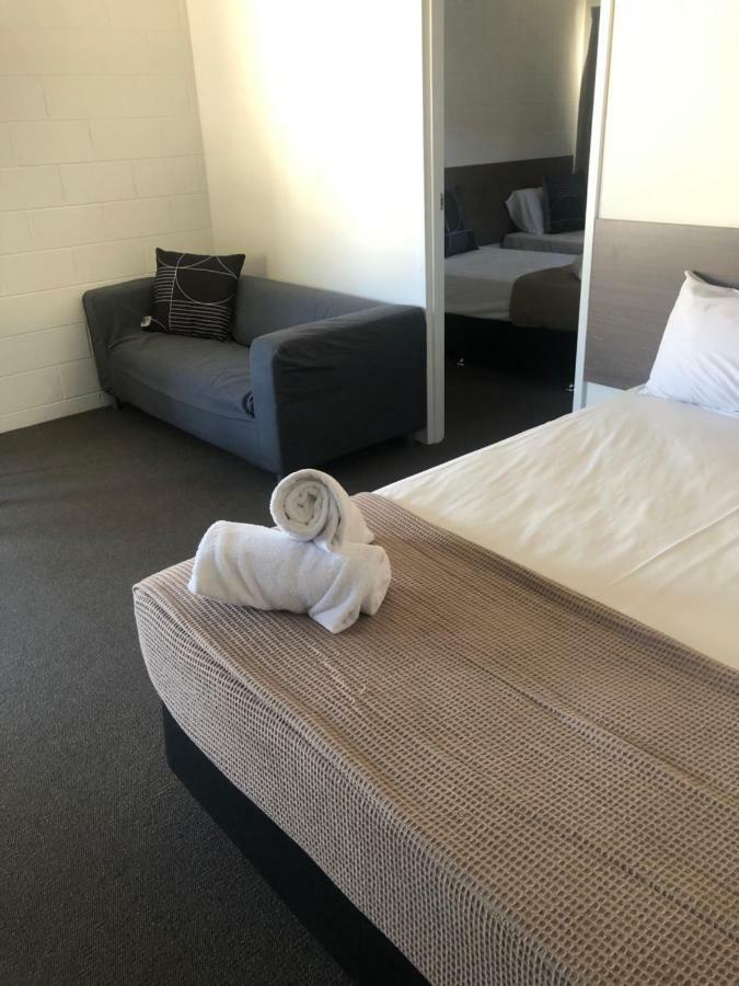 Townsville City Motel Bagian luar foto
